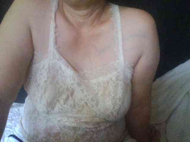 HotSqrt4u webcam
