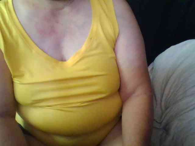 HotSqrt4u webcam