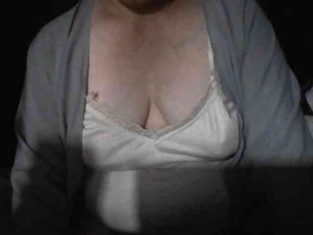 HotSqrt4u webcam