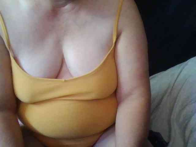 HotSqrt4u webcam