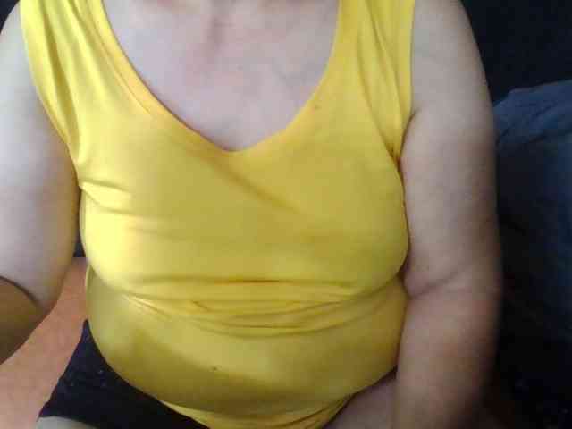 HotSqrt4u webcam