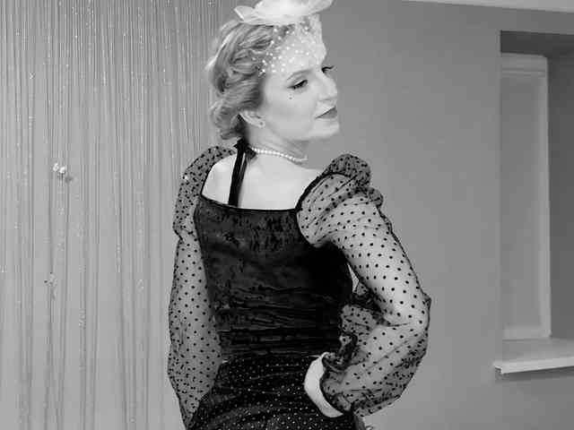 Model: Visbee