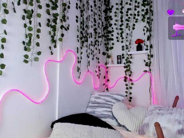 Samii-Evans live cam on BongaCams