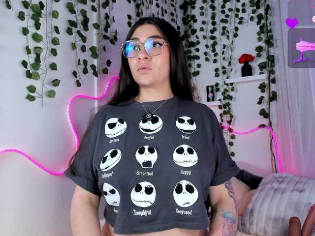 Samii-Evans live cam on UnifiedCams
