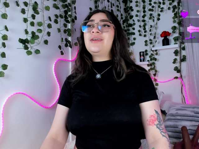 Samii-Evans live cam on BongaCams