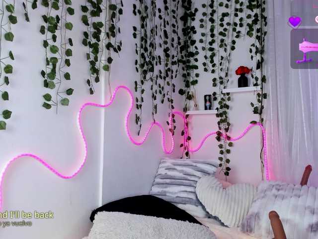 Samii-Evans live cam on BongaCams
