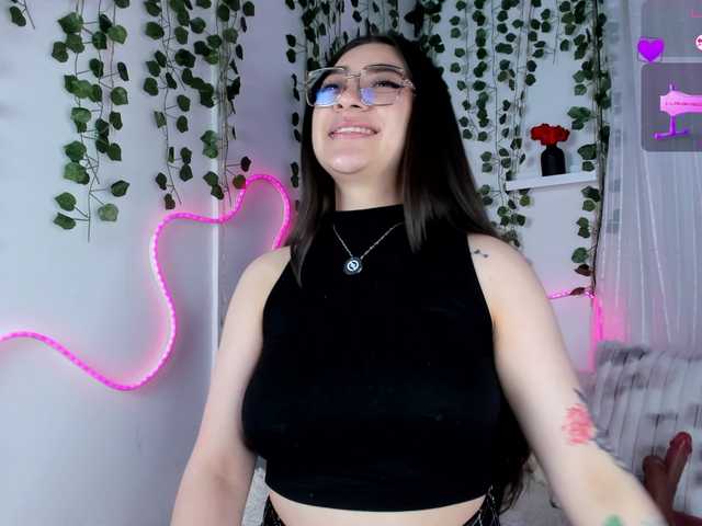 Samii-Evans live cam on BongaCams