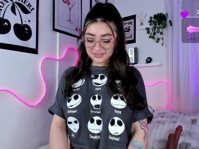 Samii-Evans live cam on BongaCams