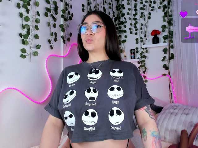 Samii-Evans live cam on UnifiedCams