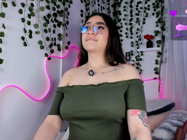 Samii-Evans live cam on BongaCams