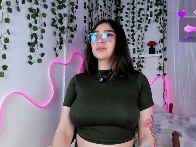 Samii-Evans live cam on BongaCams