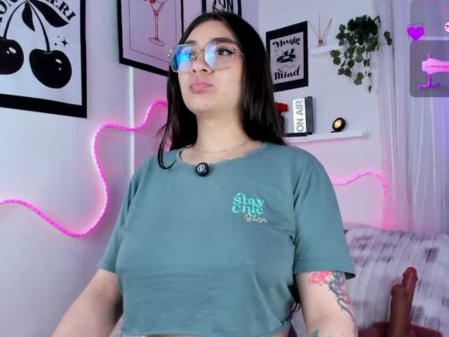 Samii-Evans live cam on BongaCams