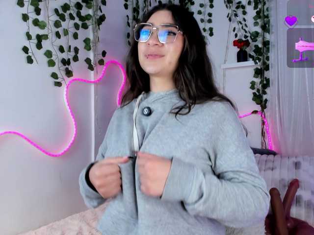 Samii-Evans live cam on BongaCams