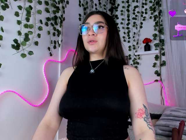 Samii-Evans live cam on BongaCams