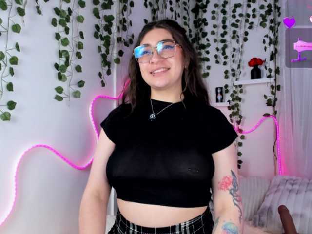 Samii-Evans live cam on BongaCams