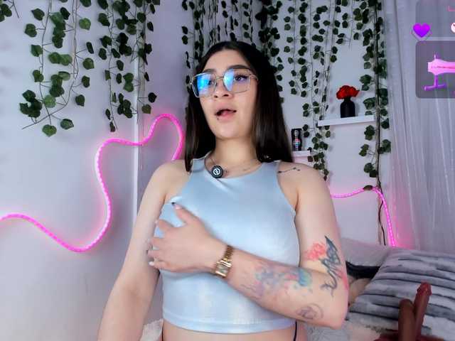 Samii-Evans live cam on BongaCams