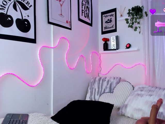 Samii-Evans live cam on BongaCams
