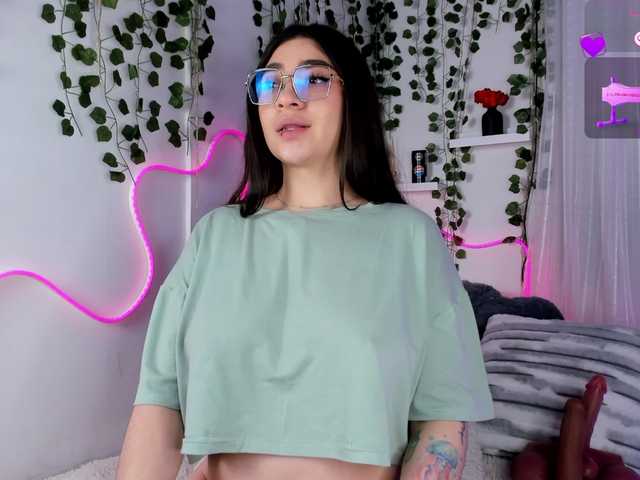 Samii-Evans live cam on BongaCams