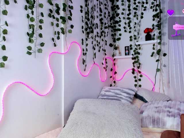 Samii-Evans live cam on BongaCams