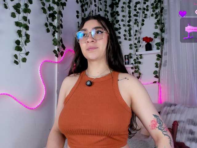 Samii-Evans live cam on BongaCams