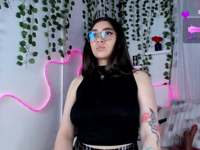 Samii-Evans live cam on BongaCams