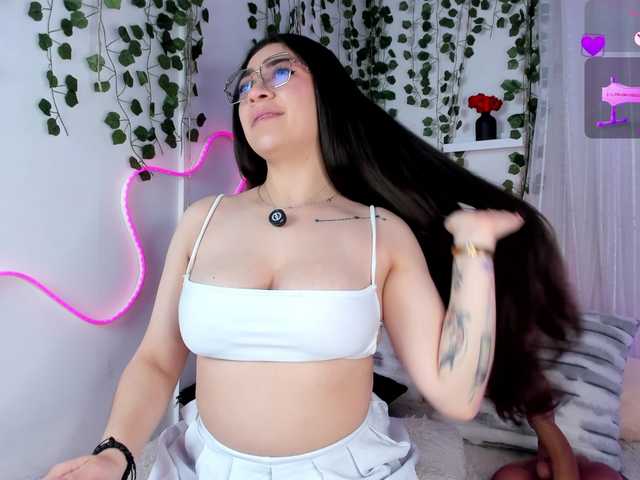 Samii-Evans live cam on BongaCams