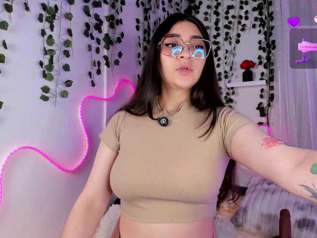 Samii-Evans live cam on BongaCams