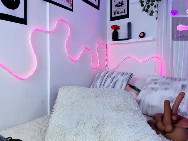 Samii-Evans live cam on BongaCams