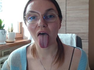 Ellyxcute Porn Show