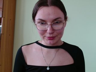 Ellyxcute Porn Show