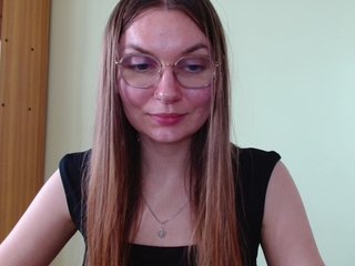 Ellyxcute Porn Show