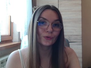 Ellyxcute Porn Show