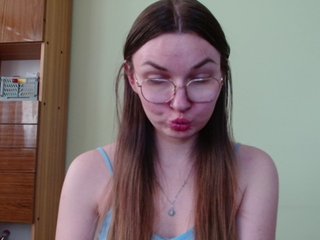 Ellyxcute Porn Show