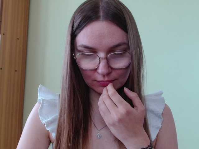 Ellyxcute live cam preview