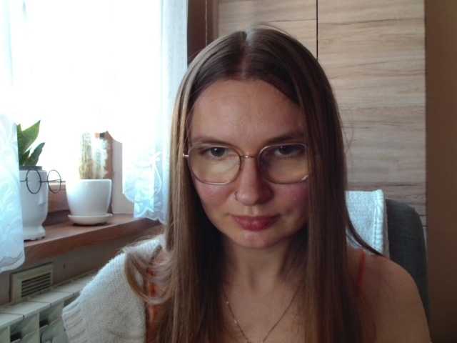 Ellyxcute, en vivo ahora en BongaCams