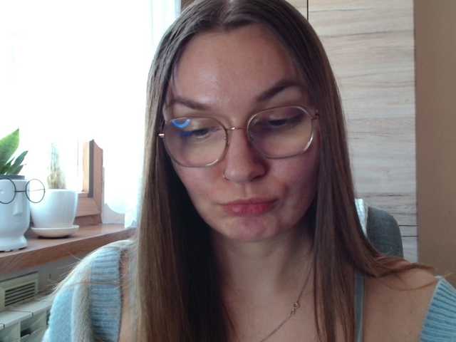 Ellyxcute live cam on BongaCams