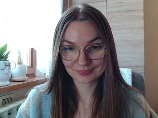 Ellyxcute — live female cam