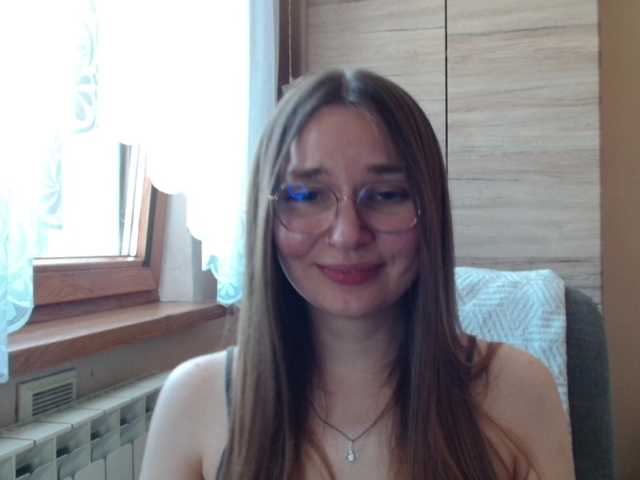 Ellyxcute live cam on BongaCams