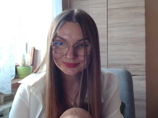 Ellyxcute live cam on BongaCams