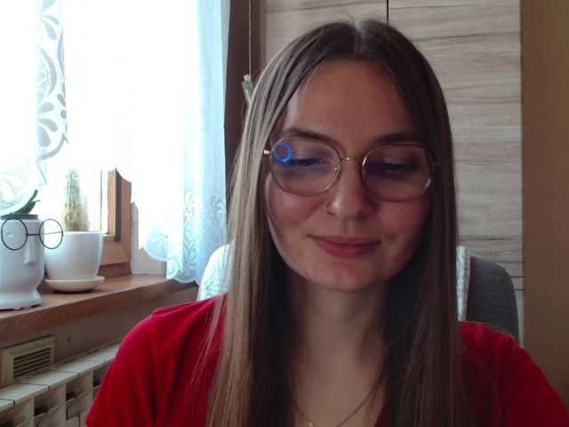 Ellyxcute live cam on BongaCams