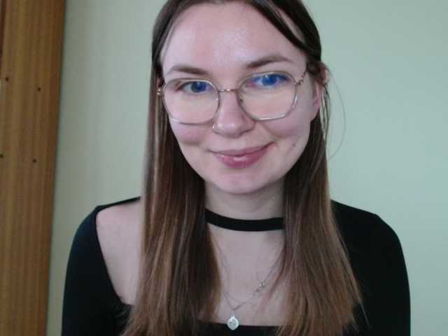 Ellyxcute live cam on BongaCams
