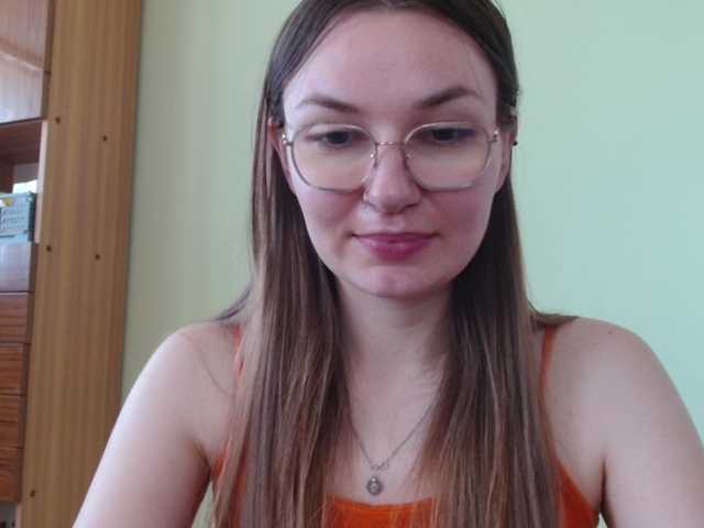 Ellyxcute live cam on BongaCams