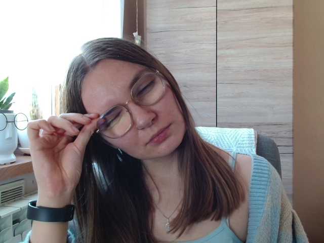 Ellyxcute — live female cam