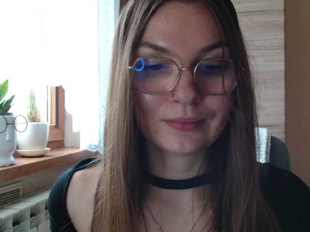 Ellyxcute live cam on BongaCams