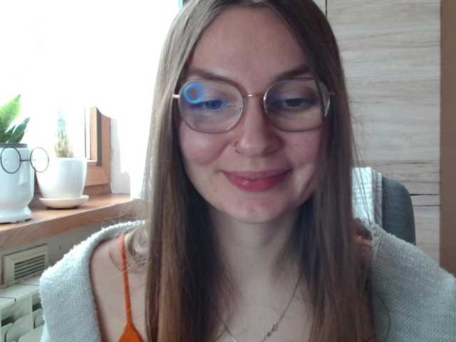 Ellyxcute live cam on BongaCams