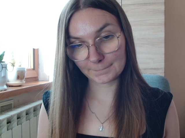 Ellyxcute live cam on BongaCams