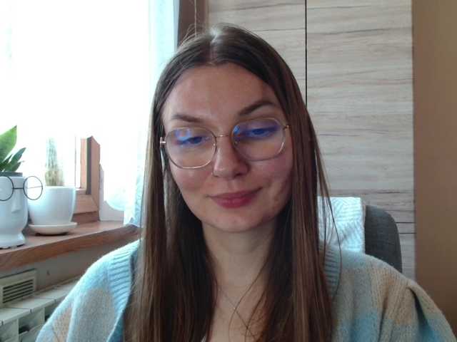Ellyxcute — live female cam