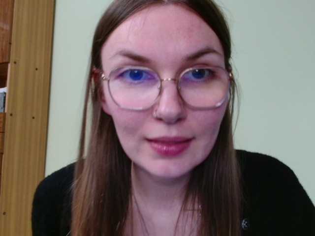 Ellyxcute live cam on BongaCams
