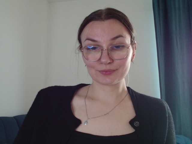 Ellyxcute webcam bongacams model stream image
