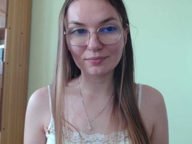 Ellyxcute live webcam show